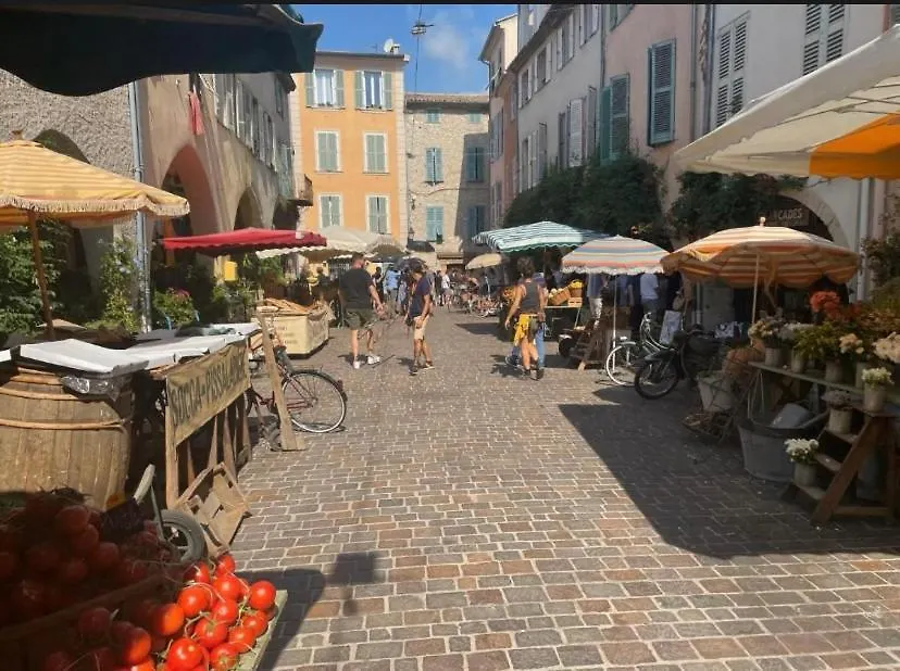 Biot-Charmant Et Coquet F2